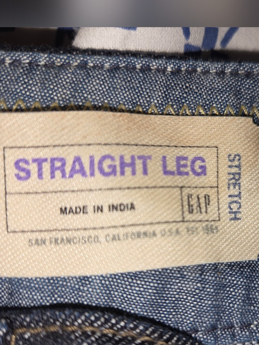 GAP Straight Leg Denim in Mid Blue